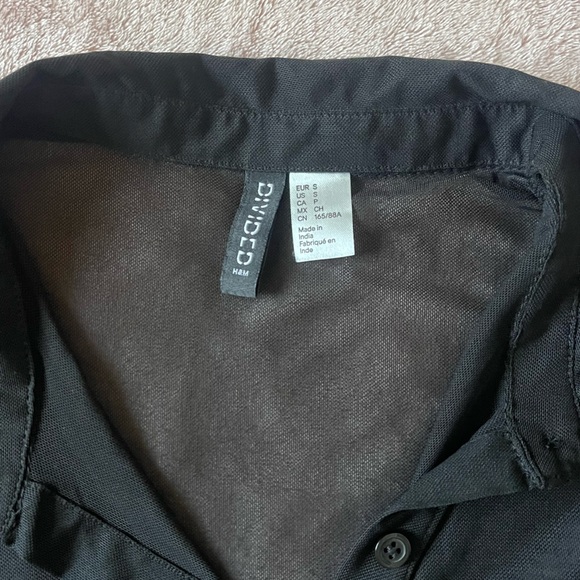 Sheer Collared Button Up Top - Picture 4 of 4